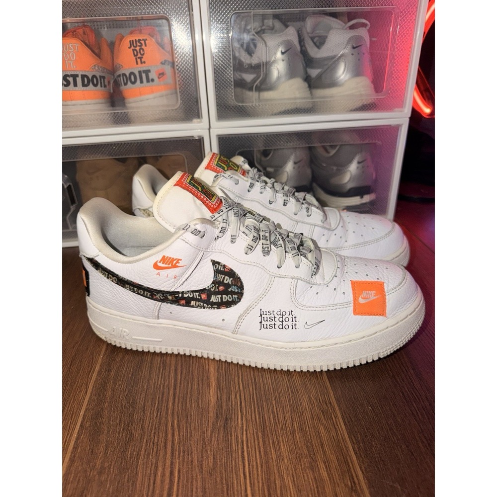 Nike Air Force 1